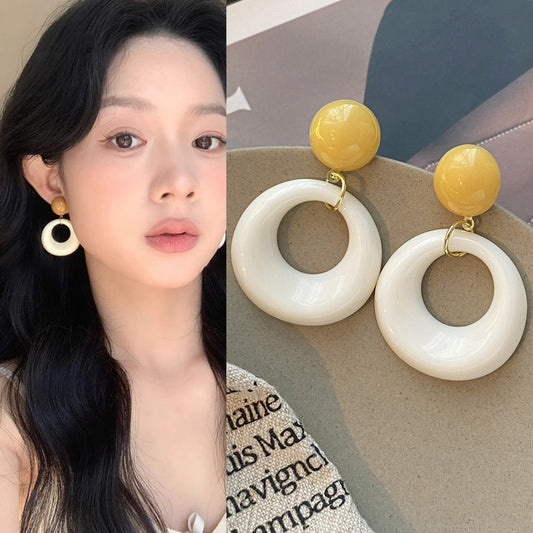 Korean beautiful Unique circle earring