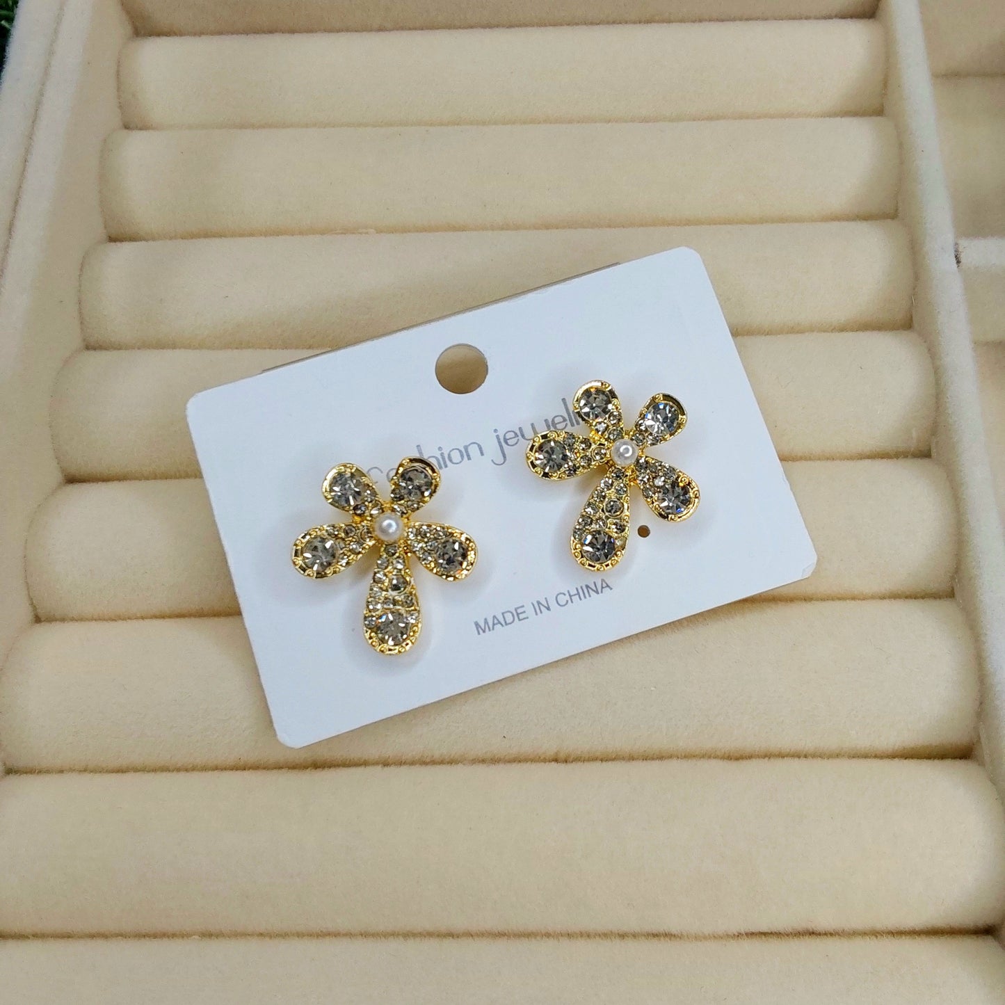 Korean beautiful Diamond stones Earring