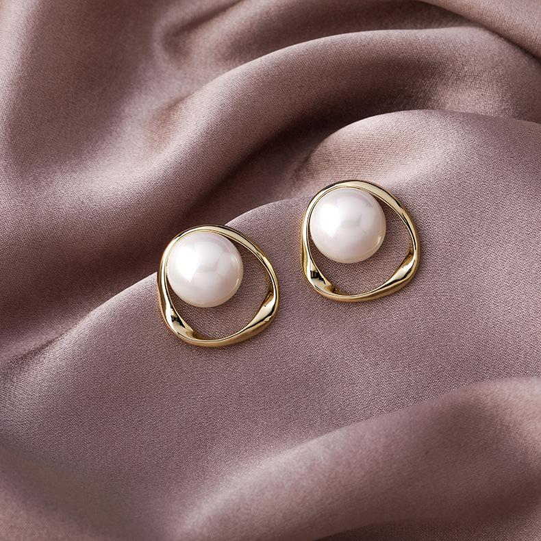 Korean trendy pearl Earring