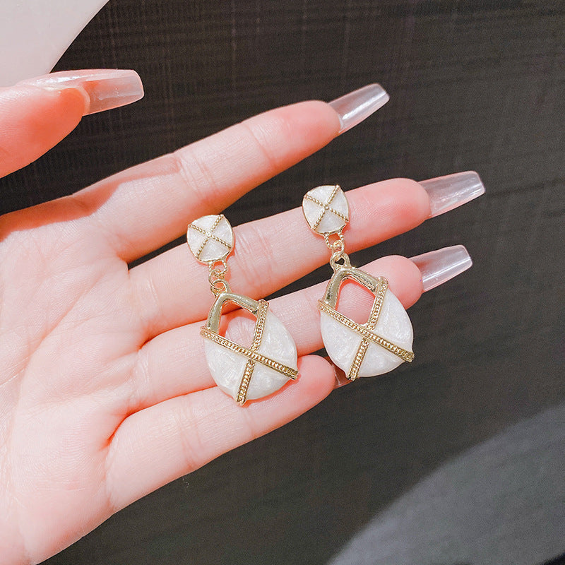 Korean beautiful white Earring