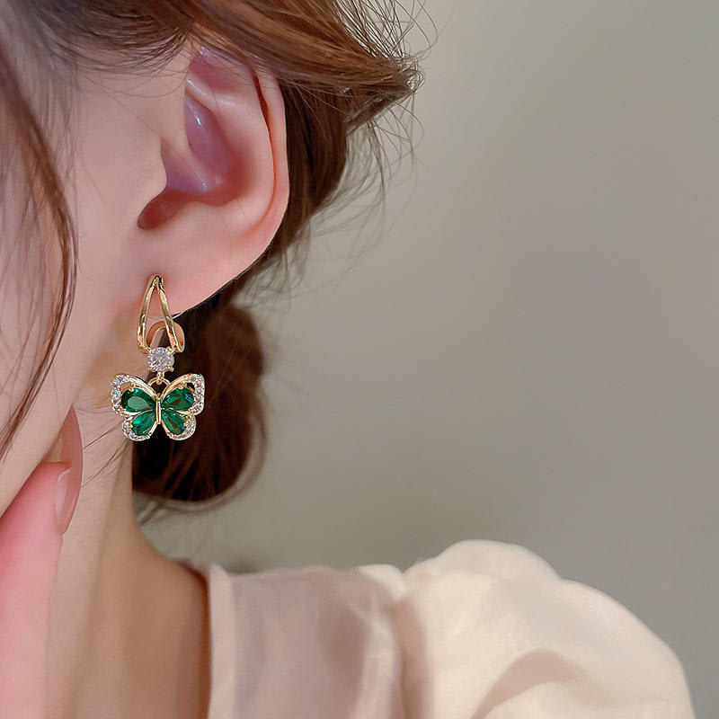 Korean Beautiful Butterfly Green Stone Earring3