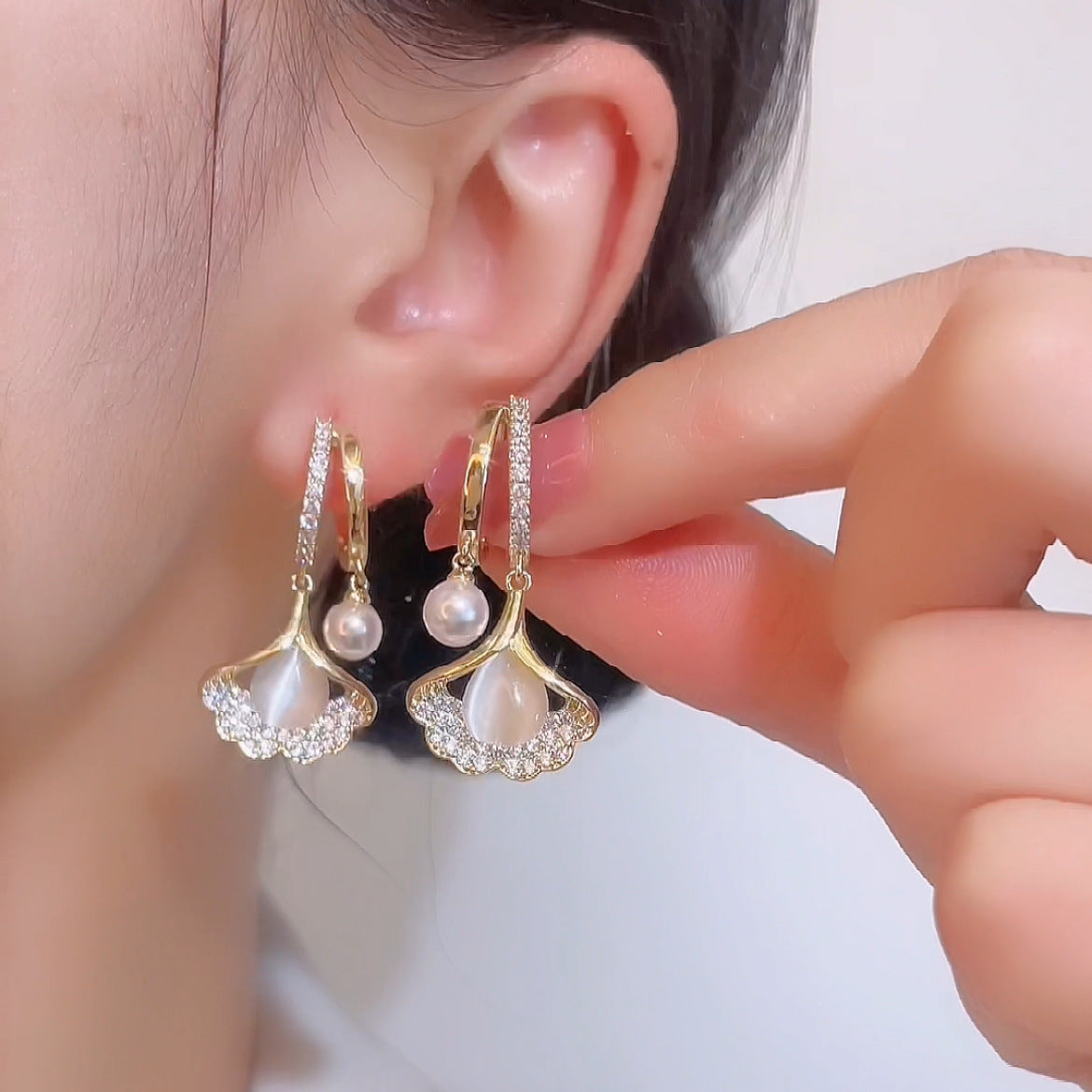 Korean beautiful pearl zircon earring