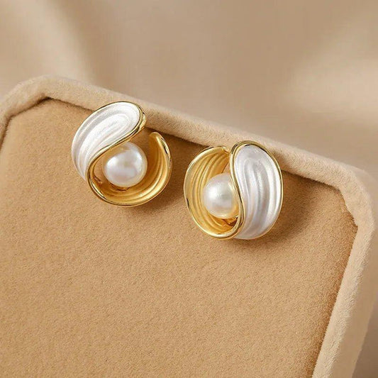 Natural Pearl Earrings Luxury Simple Unique Versatile Hanging Drip Wrap Stud Earrings Party Wed Unusual Jewelry3