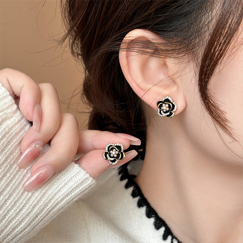 Korean beautifull flowere zircnon stone earring