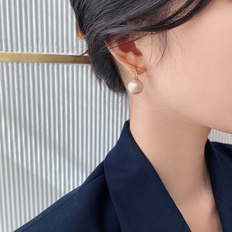Korean beautiful pearl Earring
