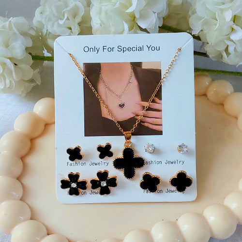 Earring card with nacklace Pendant