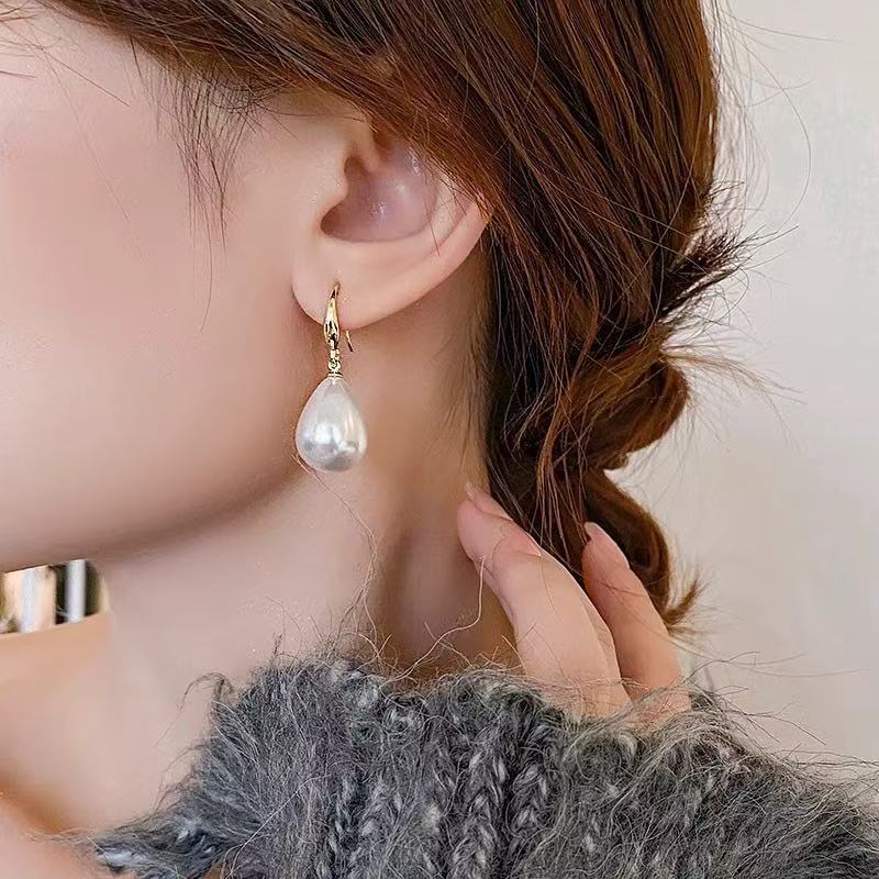 Korean Zirconia pearl drop earring