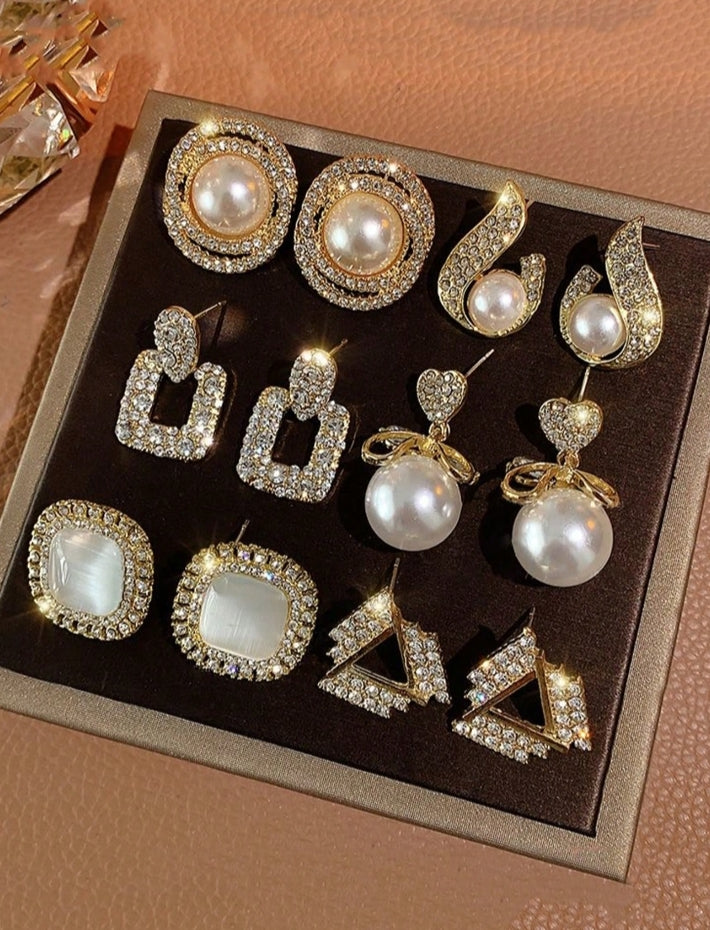 Diamond & Pearl Decor French Luxurious Elegant Ear