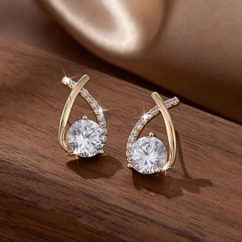 Diamond minimal earrings