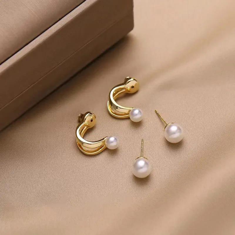 Korean Beautiful Gold Pearl Stud Earring