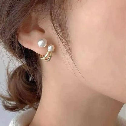 Korean Beautiful Gold Pearl Stud Earring