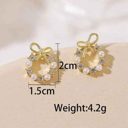 Beautiful Natural Pearl Diamond Studded Gold Earring3