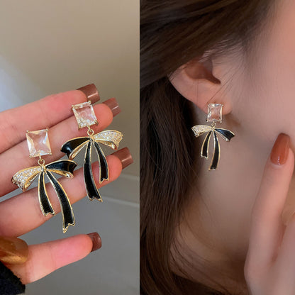 Korean Bownot Beautiful Diamod Earring3