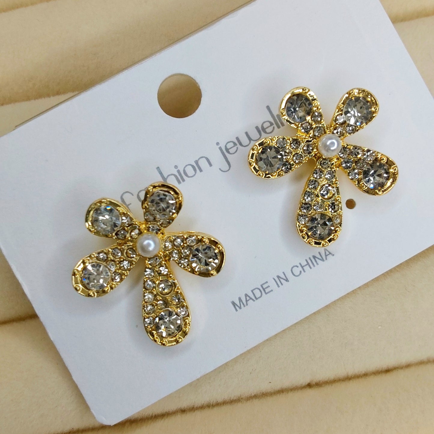 Korean beautiful Diamond stones Earring