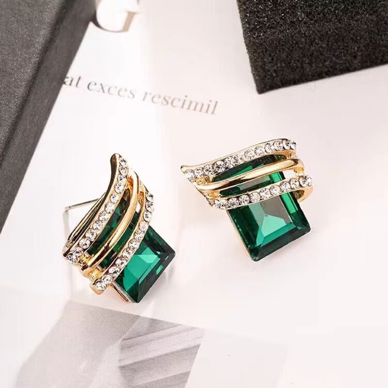 Korean Luxurious Green stone earring