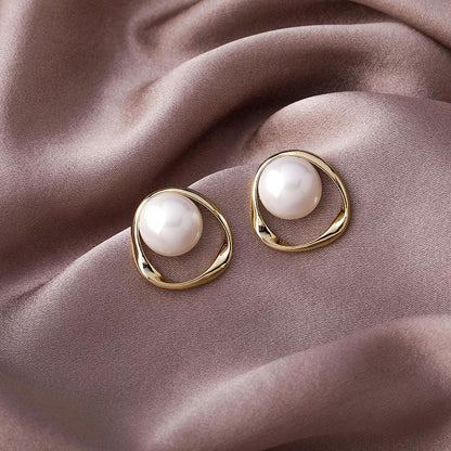 Korean trendy pearl Earring