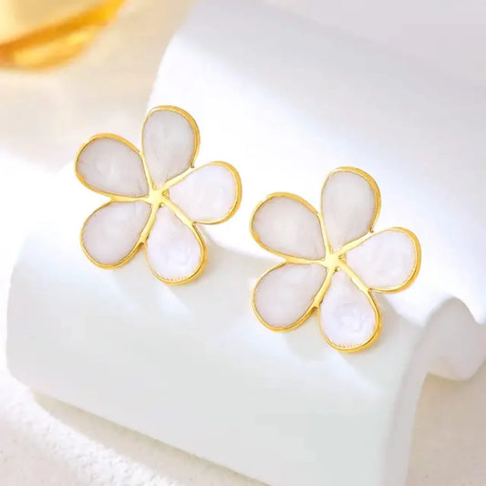 korean white flower anti tarnish earring