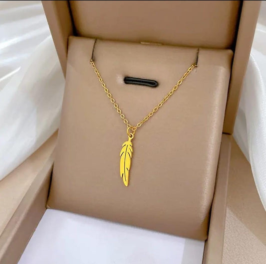 korean Anti-Tarnish leaf Pendant