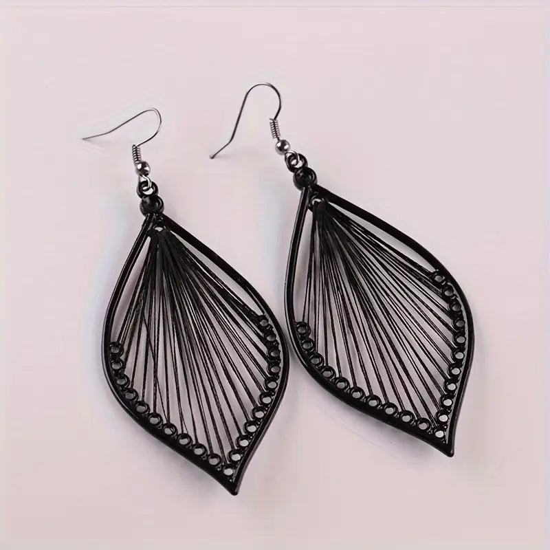 Korean leaf black Earring