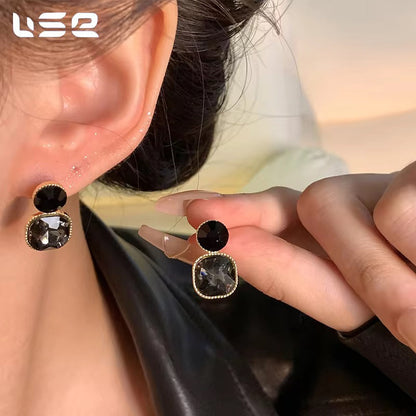 Korean black stone square earring
