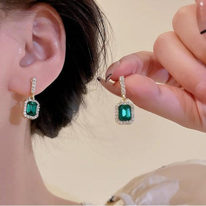koren Luxurious green stone Earring