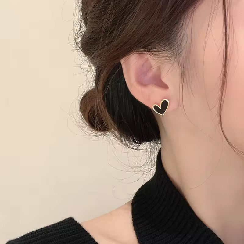 Korean black hearted cute Earring
