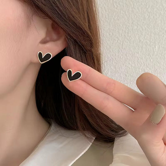 Korean black hearted cute Earring
