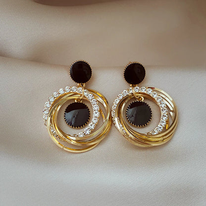 korean beautiful layerd Luxurious black and gold drop earring