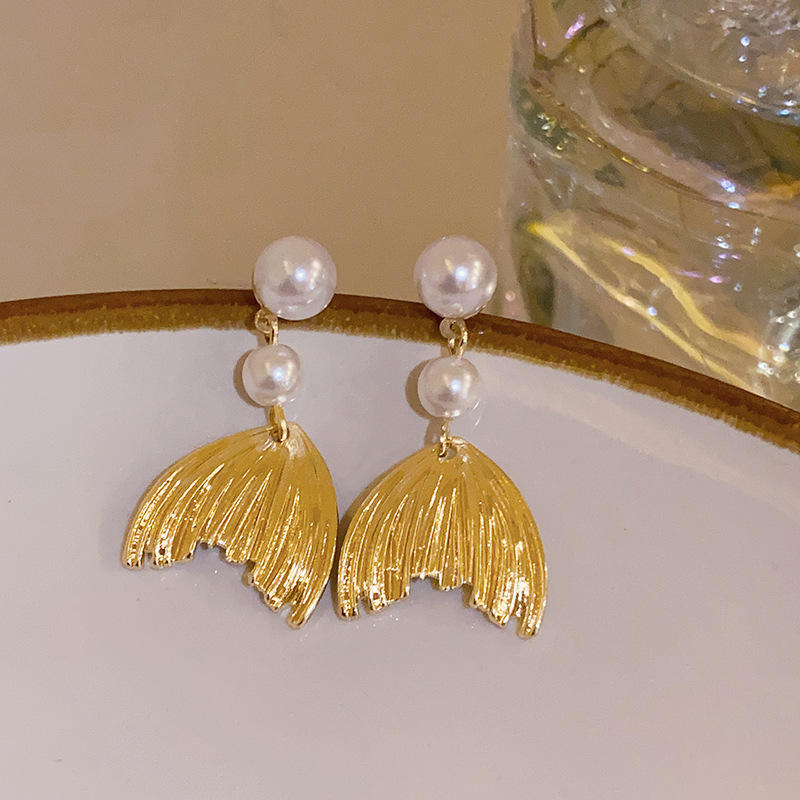 Korean Luxurious Pearl Earring