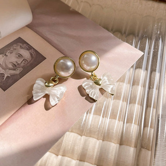 Korean Beautiful knot Earring