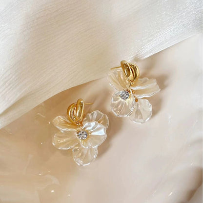 Korean white leaf earring