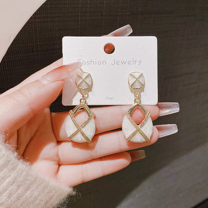 Korean beautiful white Earring