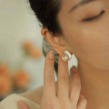 Natural Pearl Earrings Luxury Simple Unique Versatile Hanging Drip Wrap Stud Earrings Party Wed Unusual Jewelry3