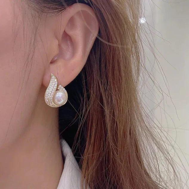 Cute Pearl Sparkling Crystal Stud Earrings3