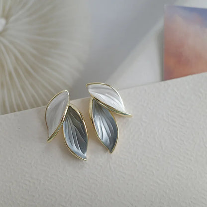 Korean Unique Beautiful Leaf Design Earring3
