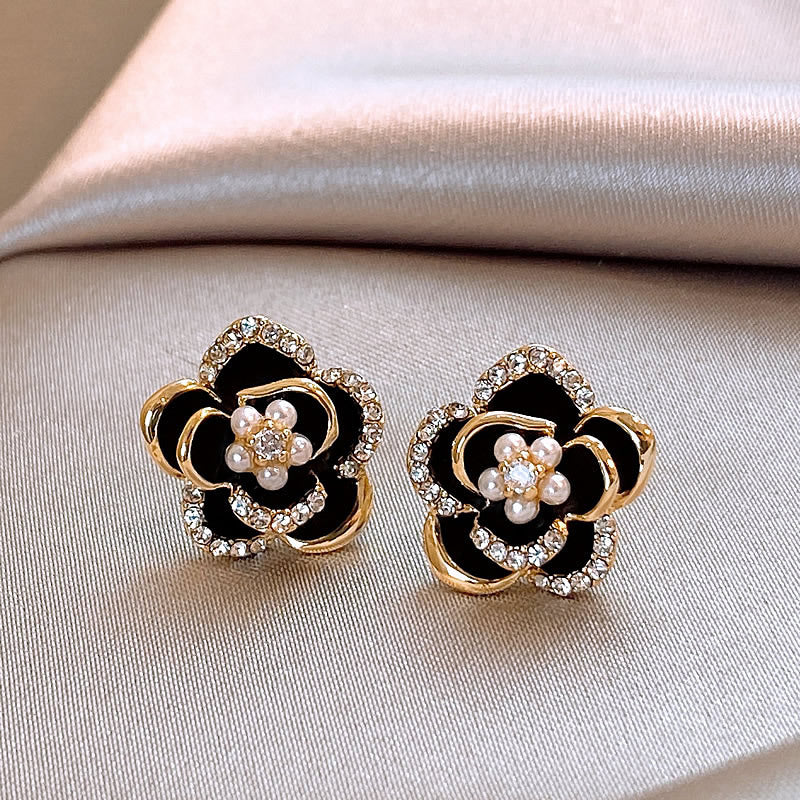 Korean beautifull flowere zircnon stone earring