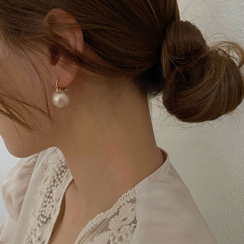 Korean beautiful pearl Earring