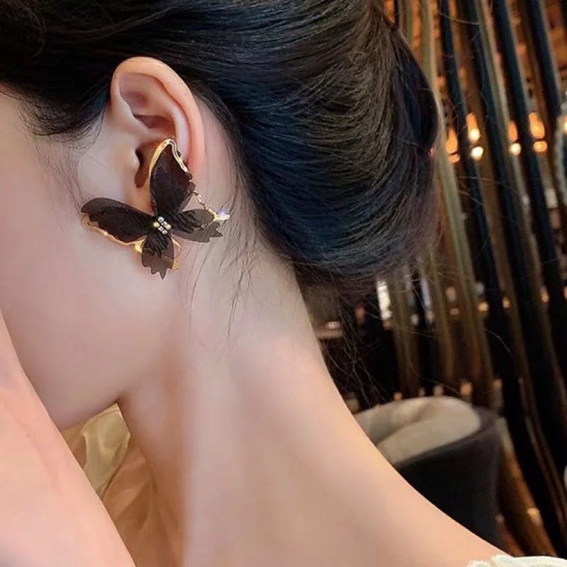Korean beautiful black Butterfly 🦋 Earring