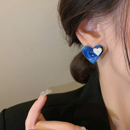 Korean blue and white heart stud earring