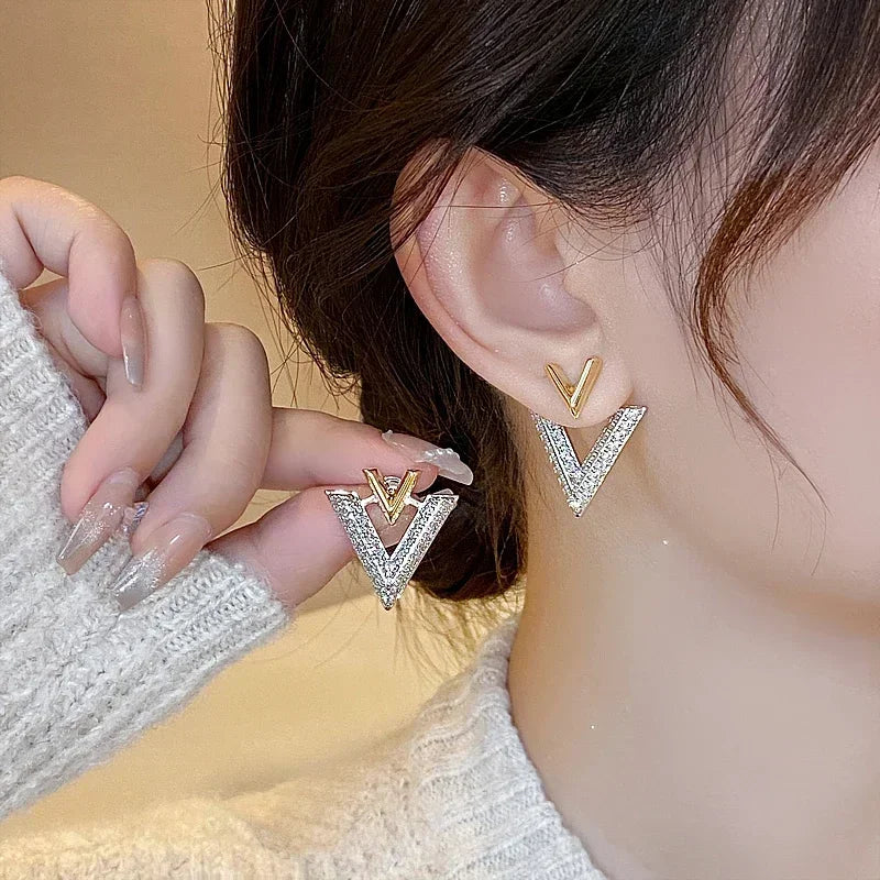 Korean v shape earring