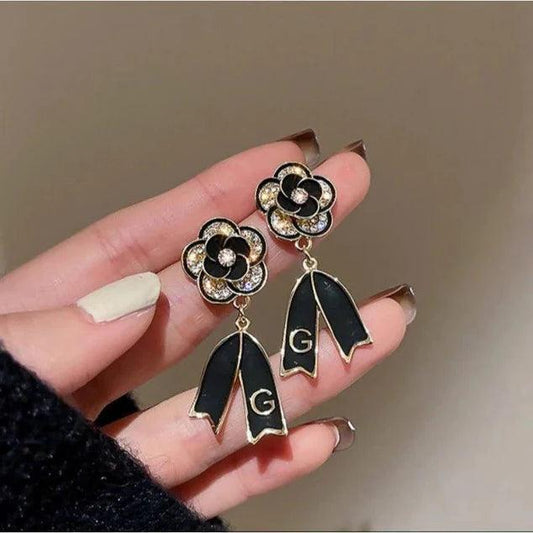 Korean Luxurious Crystal Flower Black Gold Earring
