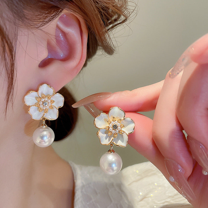Korean beautiful flower white earring