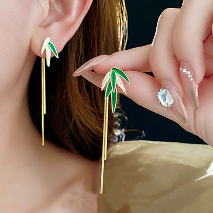 Korean Beautiful green and gold leaf drop earring3