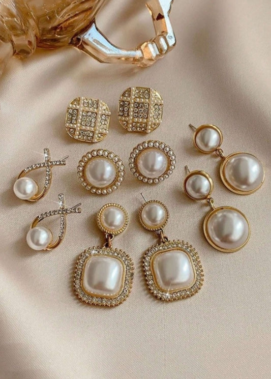 (Copy) Fashionable Earrings Set For Women