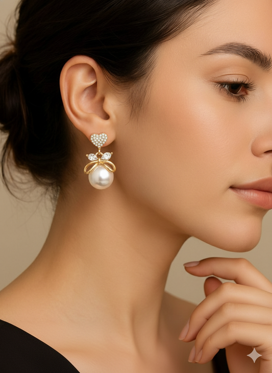 Korean Rhinestone Heart & Faux Pearl Decor Earrings Gold3