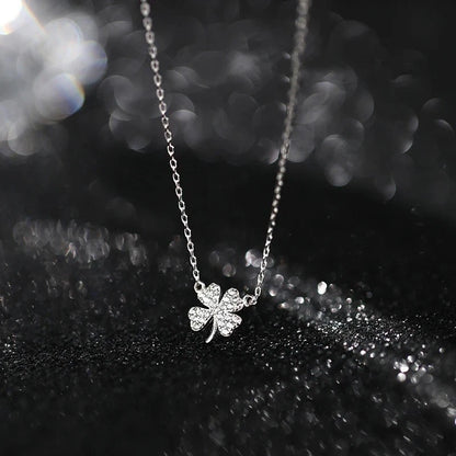 Korean beautiful flower 🌼 Pendant