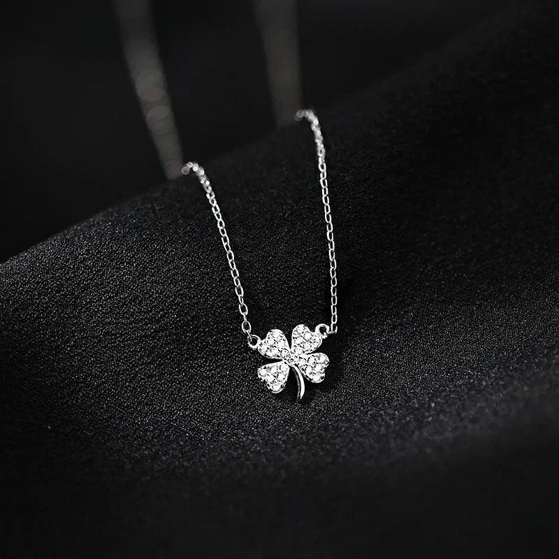 Korean beautiful flower 🌼 Pendant