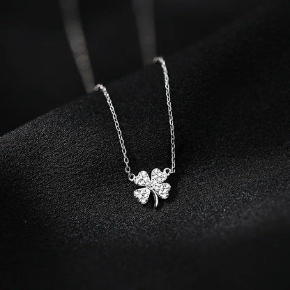 Korean beautiful flower 🌼 Pendant