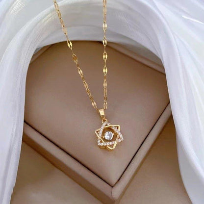 Korean Luxury Beautiful Star Gold Pearl Zirconia Stone Heart Pendant Necklace